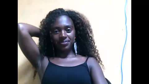 stephania12112343 online show from May 21, 5:52 pm