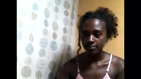 stephania12112343 online show from May 28, 2:09 am