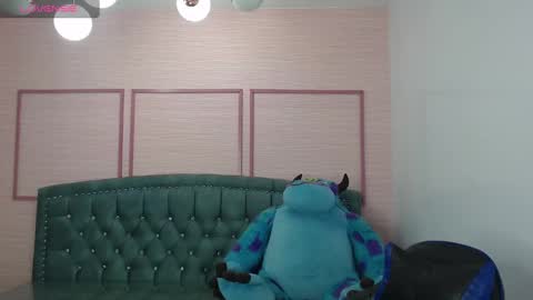 Stephania online show from February 22, 10:18 am