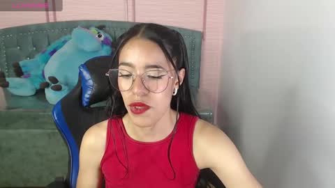 Stephania online show from February 21, 1:44 pm