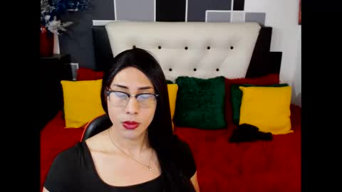 stephanie_dollss online show from June 9, 6:18 pm