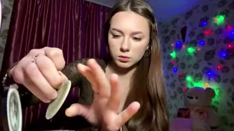 Stephani online show from March 2, 3:08 pm