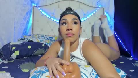 Anny online show from November 28, 2:08 am