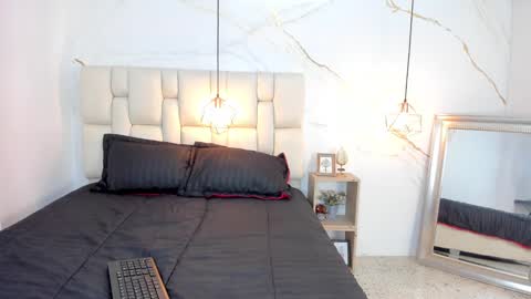 Stefanny online show from February 28, 9:55 pm