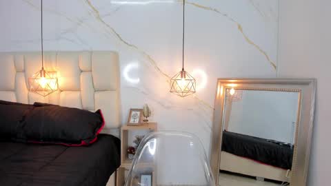 Stefanny online show from March 1, 1:00 am