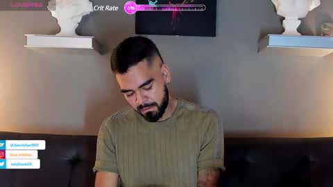    ................     online show from March 4, 12:39 am