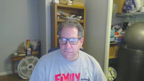 stephenhal9 online show from March 9, 3:44 am