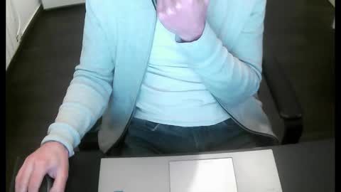 Steve online show from January 10, 8:18 am