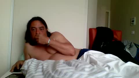 stevefromfrance online show from May 3, 6:52 am