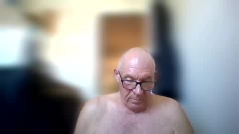 stevejons47 online show from July 9, 8:57 pm