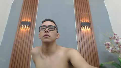 Snapshot of steven_ponce chatting on October 13, 12:01 am Steven Ponce online show from October 13, 12:01 am