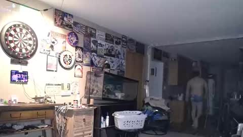 steven_powers online show from April 26, 3:15 am