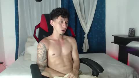 steven online show from November 18, 2:25 am