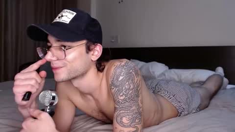 Alex   online show from February 14, 8:37 pm