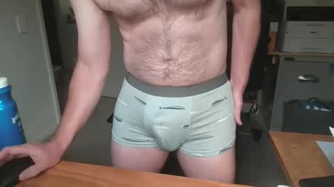 SteveTheTigerr online show from April 10, 4:40 am