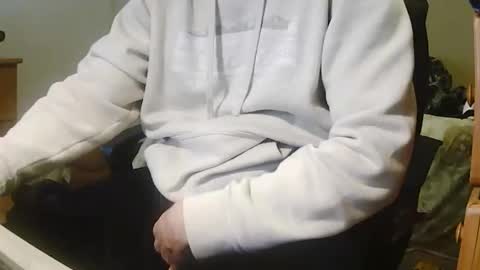 Chillguy online show from December 29, 6:49 pm