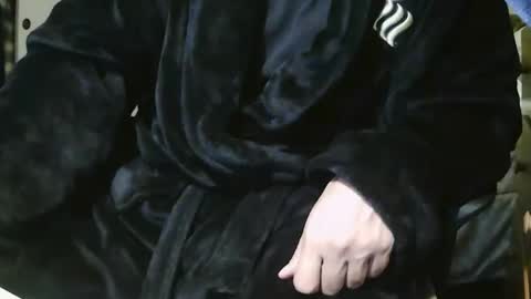 Chillguy online show from April 13, 5:11 am