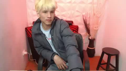Stich online show from July 4, 6:17 am