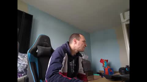 stickolive1 online show from October 31, 9:10 am