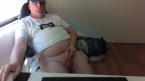 stiffyman55 online show from November 11, 2:14 am