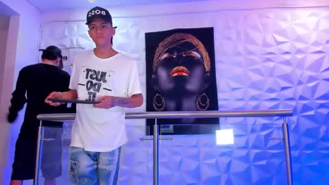 Stiven  brendan online show from October 1, 6:34 am