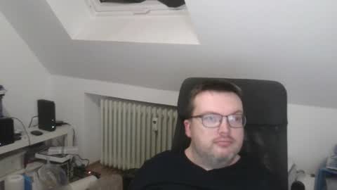 Oliver online show from January 9, 7:41 pm