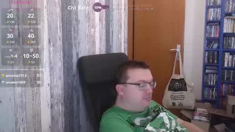 Snapshot of still_alive1985 chatting on October 12, 9:13 am Oliver online show from October 12, 9:13 am