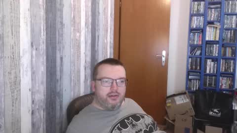 Snapshot of still_alive1985 chatting on September 13, 1:57 pm Oliver online show from September 13, 1:57 pm
