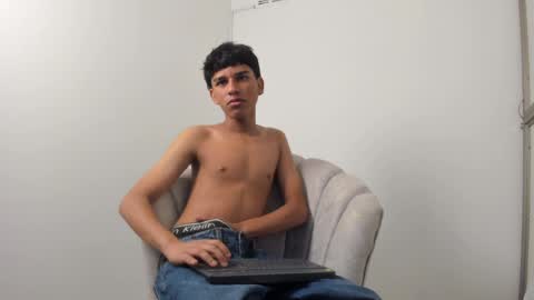 stiven_cum2 online show from June 9, 8:30 pm