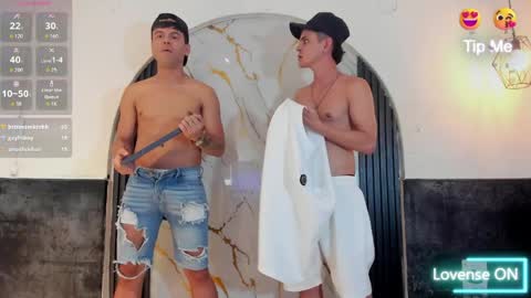 friends online show from March 29, 9:22 am