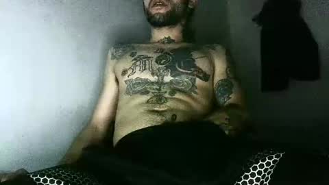 stiven online show from April 1, 1:52 pm