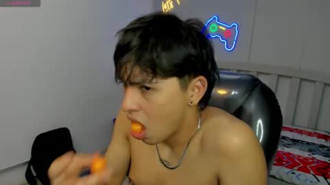 Stiwen online show from October 30, 4:18 pm