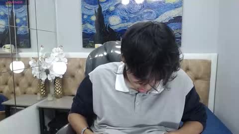 Stiwen online show from February 18, 1:55 pm