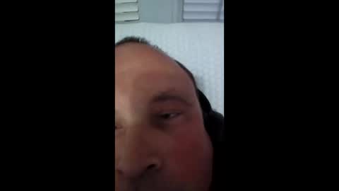 stlbluesfan86 online show from April 22, 10:44 am