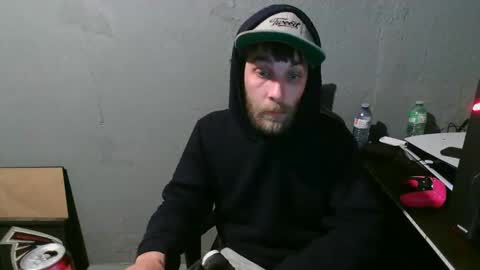 stonedpanda77 online show from December 5, 4:48 am