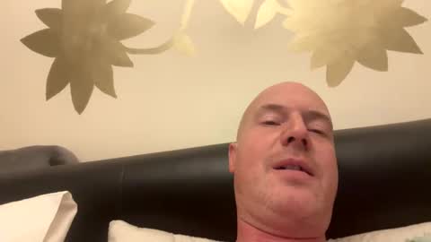 Stoodley22 online show from December 9, 4:05 pm