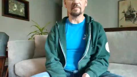 Snapshot of stook4 chatting on October 24, 8:53 pm LifestyleMan313 online show from October 24, 8:53 pm