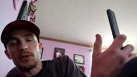 Streetwyze online show from December 10, 2:28 pm