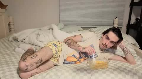 str8whiteboy21 online show from March 24, 5:02 am