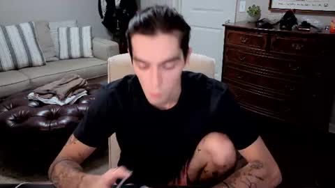 str8whiteboy21 online show from July 29, 3:28 am