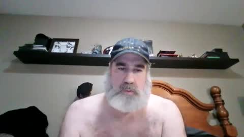 Straightbear4you online show from December 17, 8:54 am