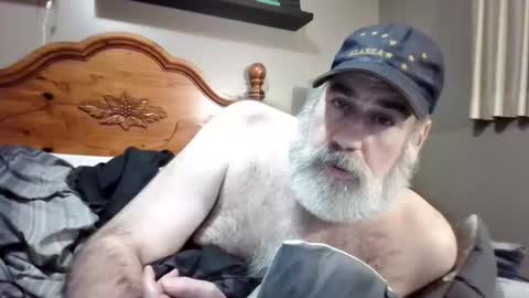 Straightbear4you online show from November 13, 1:47 pm