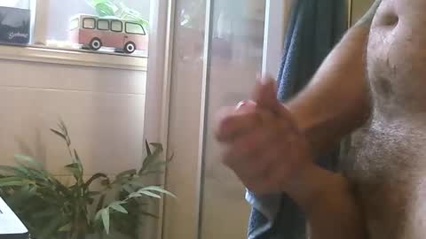 Snapshot of straightstroker81 chatting on December 3, 7:27 am straightstroker81 online show from December 3, 7:27 am