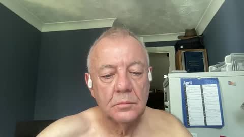 stranger66666 online show from April 26, 1:20 pm