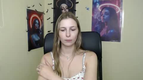 Amalia online show from July 14, 10:21 am