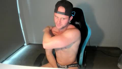 streatmeat online show from November 15, 8:54 pm