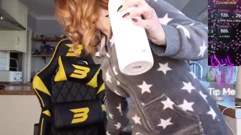 Amorina online show from January 30, 10:50 am