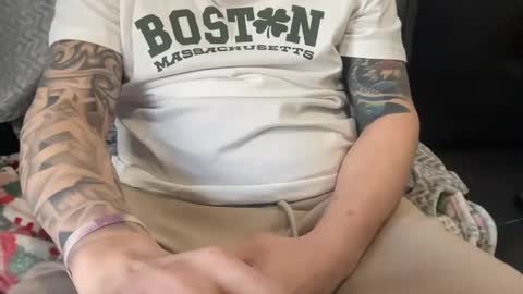 stroking33again online show from February 18, 6:26 pm