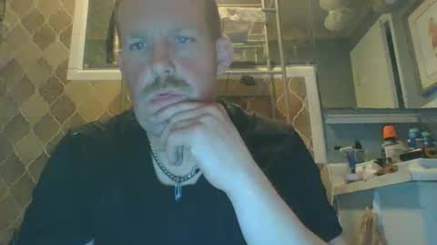 strokingjoe14585 online show from December 16, 3:46 am