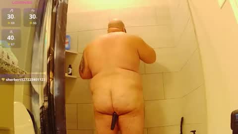 strong_bear89 online show from April 29, 6:35 pm